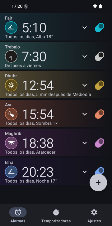 Lista de alarmas de Risetime con seis alarmas: Fajr a las 5:10 (Alba 18°), Trabajo a las 7:30 de lunes a viernes, Dhuhr a las 12:54 (5 min después de Mediodía), Asr a las 15:54 (Sombra 1×), Maghrib a las 18:38 (Atardecer) e Isha a las 20:23 (Noche 17°). Las alarmas de oración se repiten todos los días.