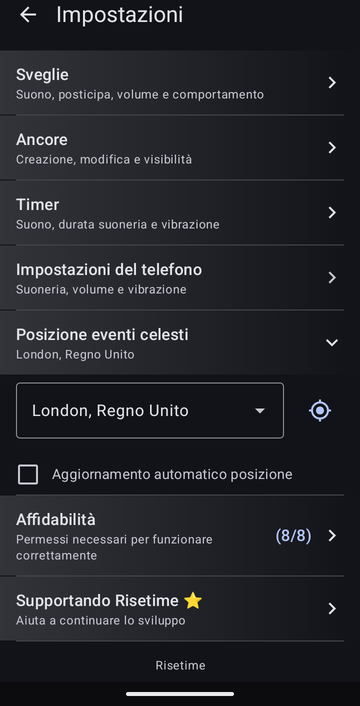 Le impostazioni di Risetime, sezione Posizione eventi celesti aperta: London, Regno Unito selezionato, un pulsante GPS, e una casella Aggiornamento automatico posizione deselezionata.