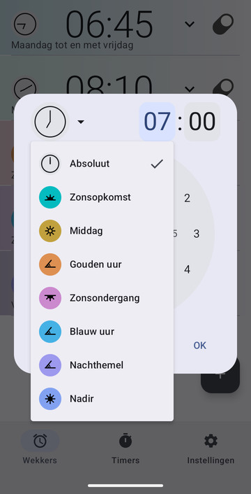 Het dialoogvenster voor een nieuwe wekker, met het ankermenu open: Absoluut (aangevinkt), Zonsopkomst, Middag, Gouden uur, Zonsondergang, Blauw uur, Nachthemel en Nadir.