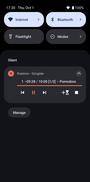 Perşembe, 1 Ekim 17:20'de bildirim paneli, sessiz bir Risetime bildirimiyle: Looping: [↺ 1] −09:28 / 10:00 [1/2] – Pomodoro; önceki, duraklat, sonraki, bir dakika ekle ve durdur düğmeleri.